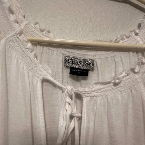 Guess white shirt - Picture 2 of 3